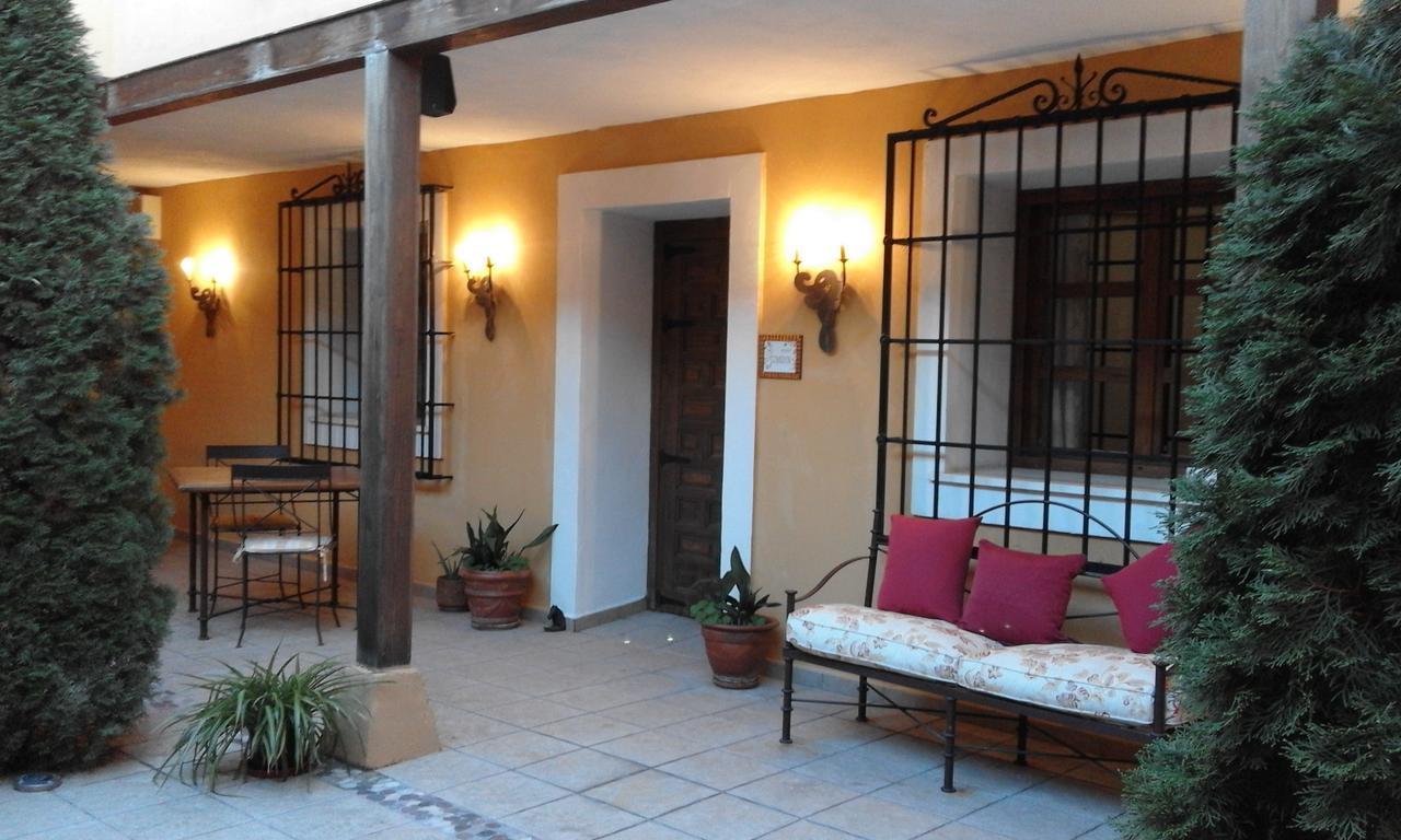 Hostal Rural Cumbres De Castilla Mandayona Екстер'єр фото