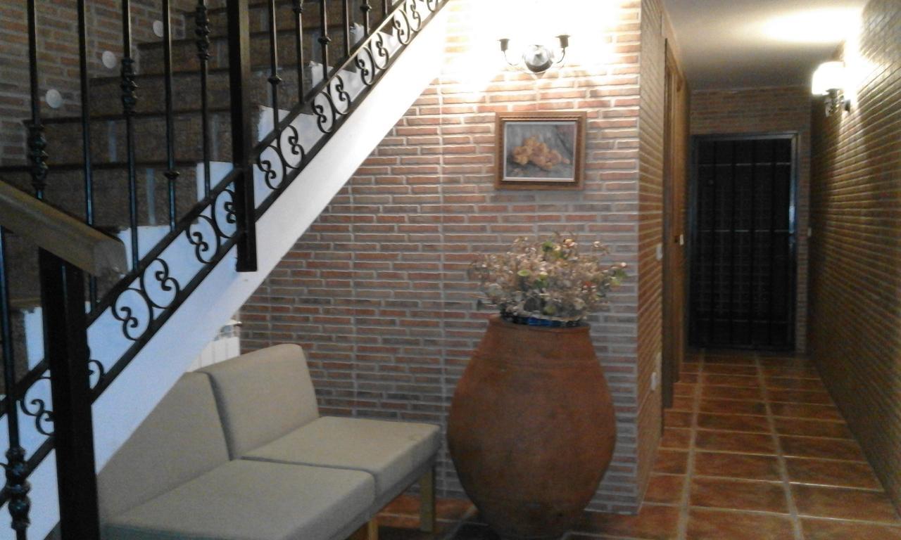 Hostal Rural Cumbres De Castilla Mandayona Екстер'єр фото