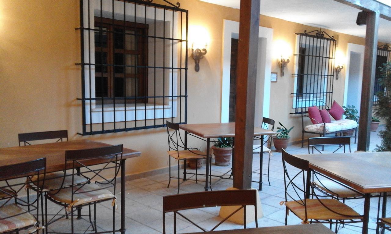 Hostal Rural Cumbres De Castilla Mandayona Екстер'єр фото