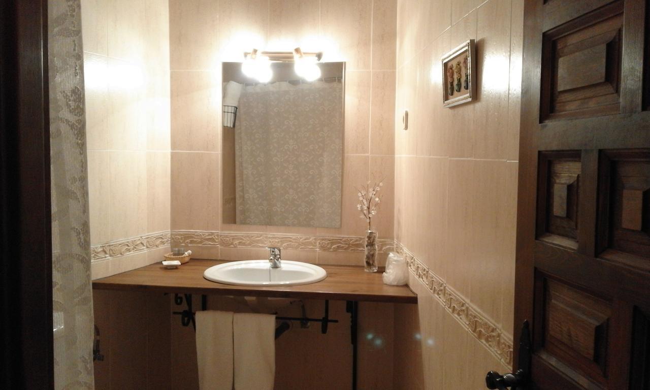 Hostal Rural Cumbres De Castilla Mandayona Екстер'єр фото